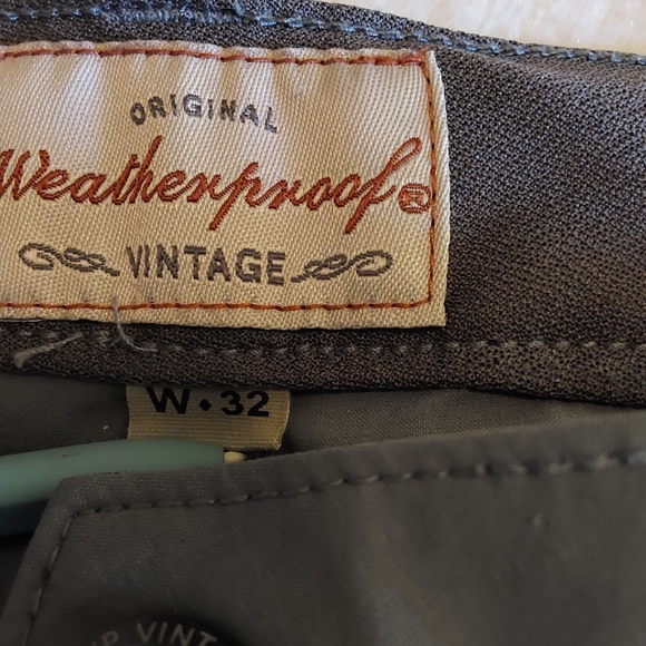 🌺 Mens Like New Gray Weatherproof Trail Shorts - Picture 3 of 7